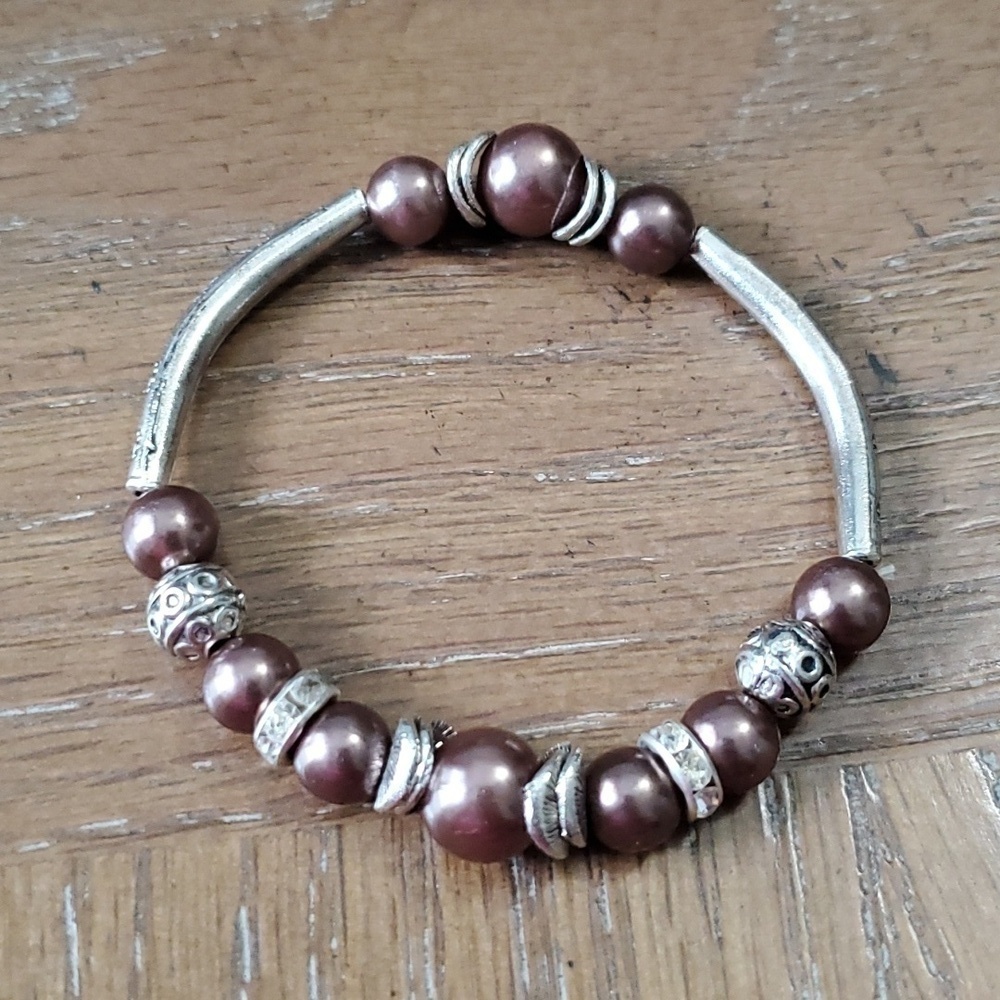 silver tone with chocolate beads stretch bracelet.